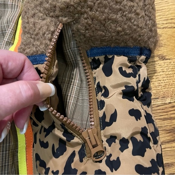 NWOT The Whistler Vest -Multicolored Sherpa - Picture 8 of 12